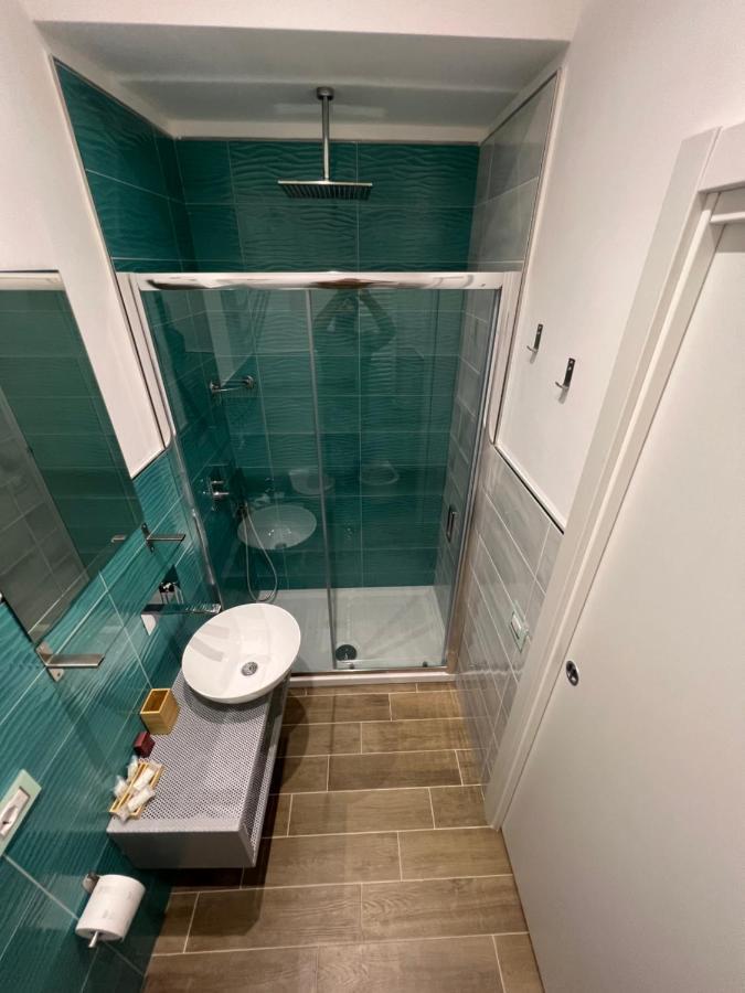 Metropolis Home Наполи Екстериор снимка