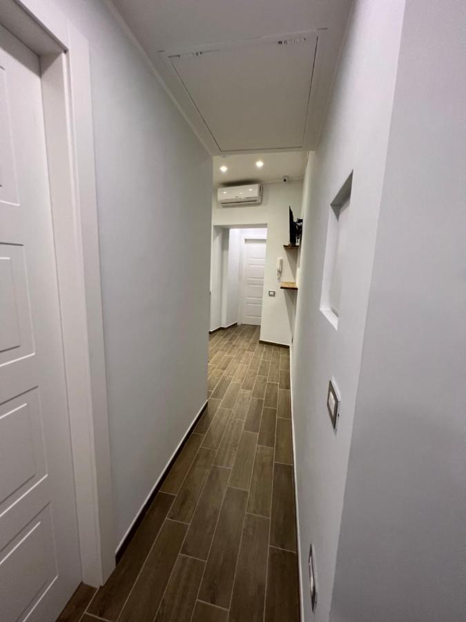 Metropolis Home Наполи Екстериор снимка
