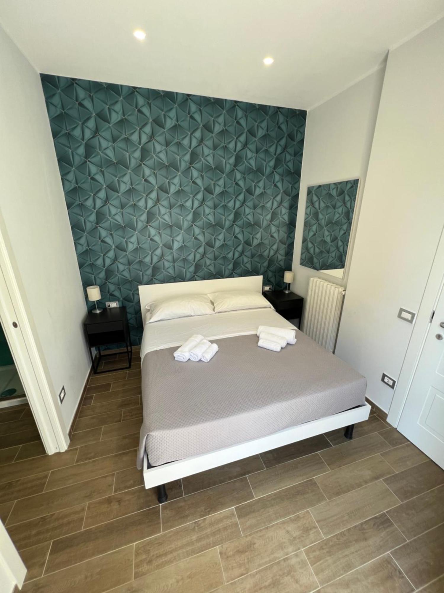 Metropolis Home Наполи Екстериор снимка