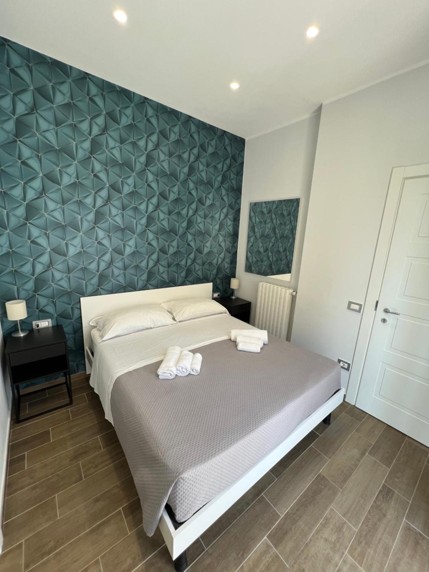 Metropolis Home Наполи Екстериор снимка